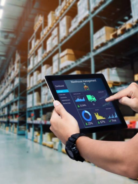 visuel-indispensables-logistique-machines-en-4-1024x683